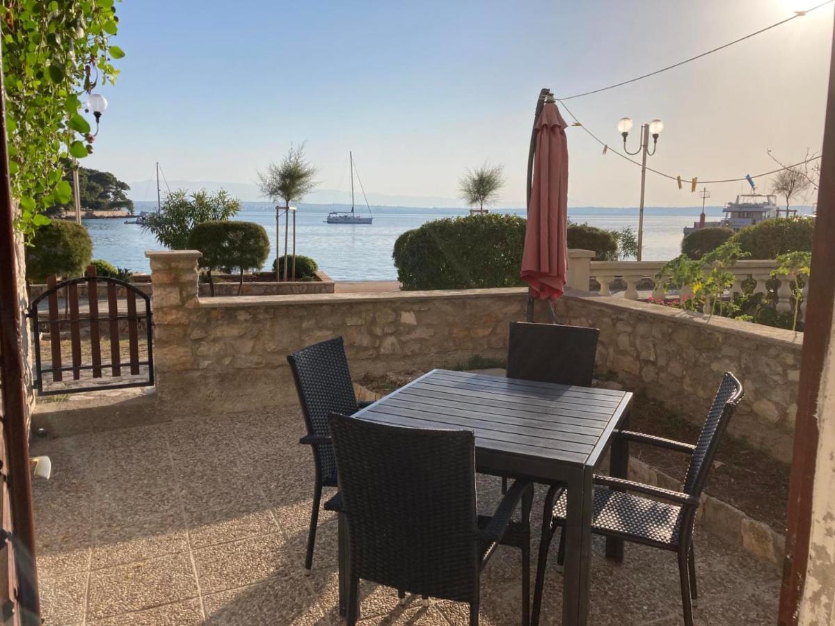 Apartment Sea View Preko Cameră foto